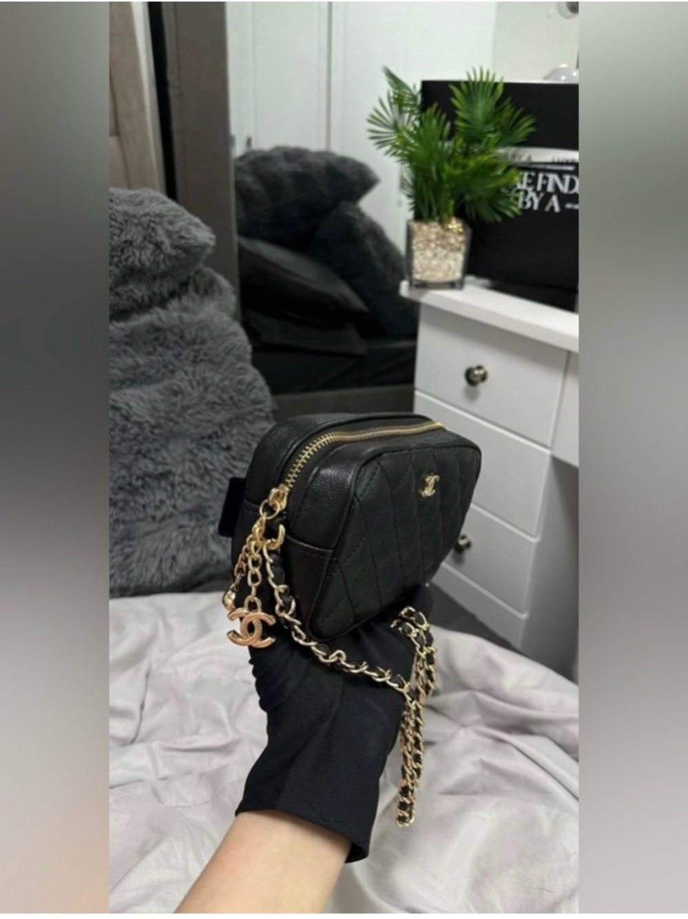 Chanel VIP BAG - Picture 5 of 8